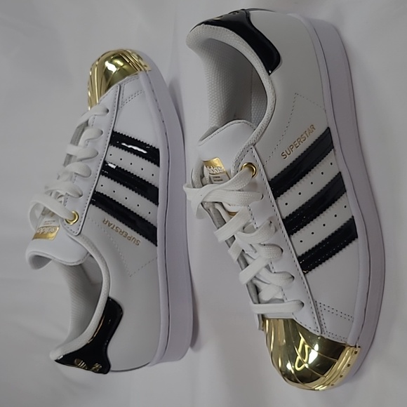 adidas Originals | Shoes | Adidas Superstar Gold Metallic Toe | Poshmark